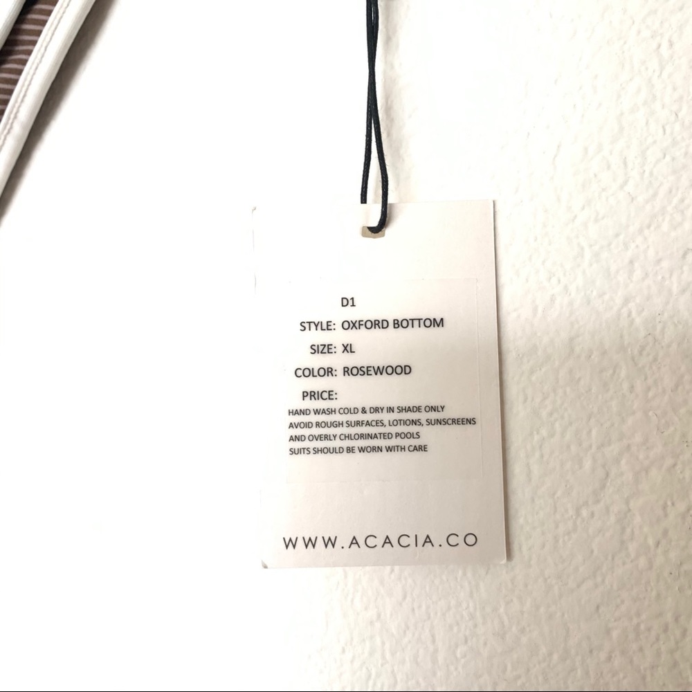 $50v Acacia Oxford Bottom - Picture 3 of 3